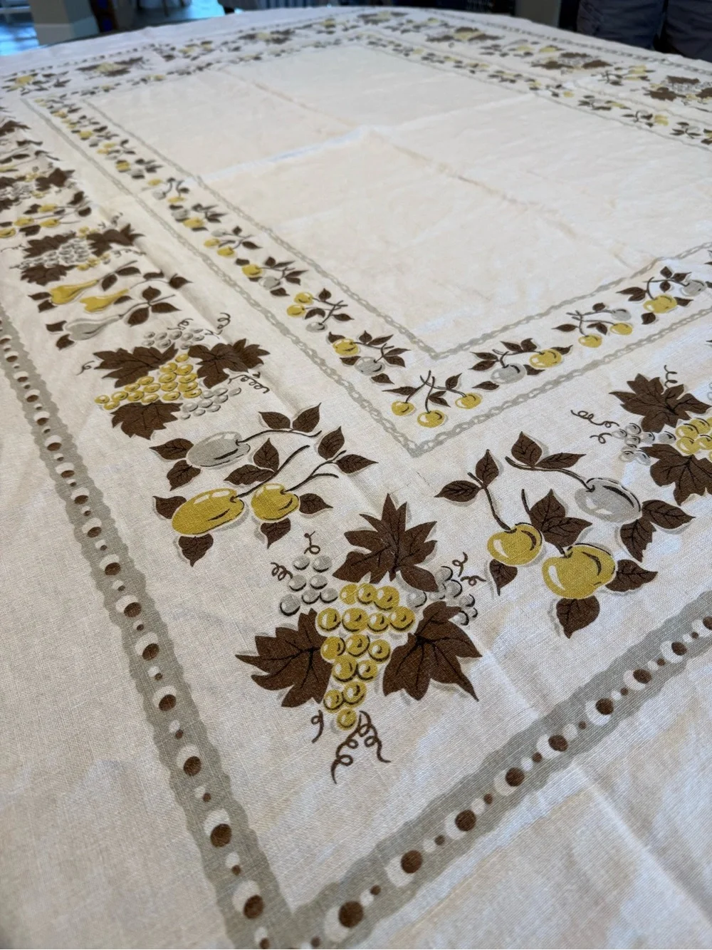 Vintage Mid-Century Linen Tablecloth Fruit Pattern 56” x 70”